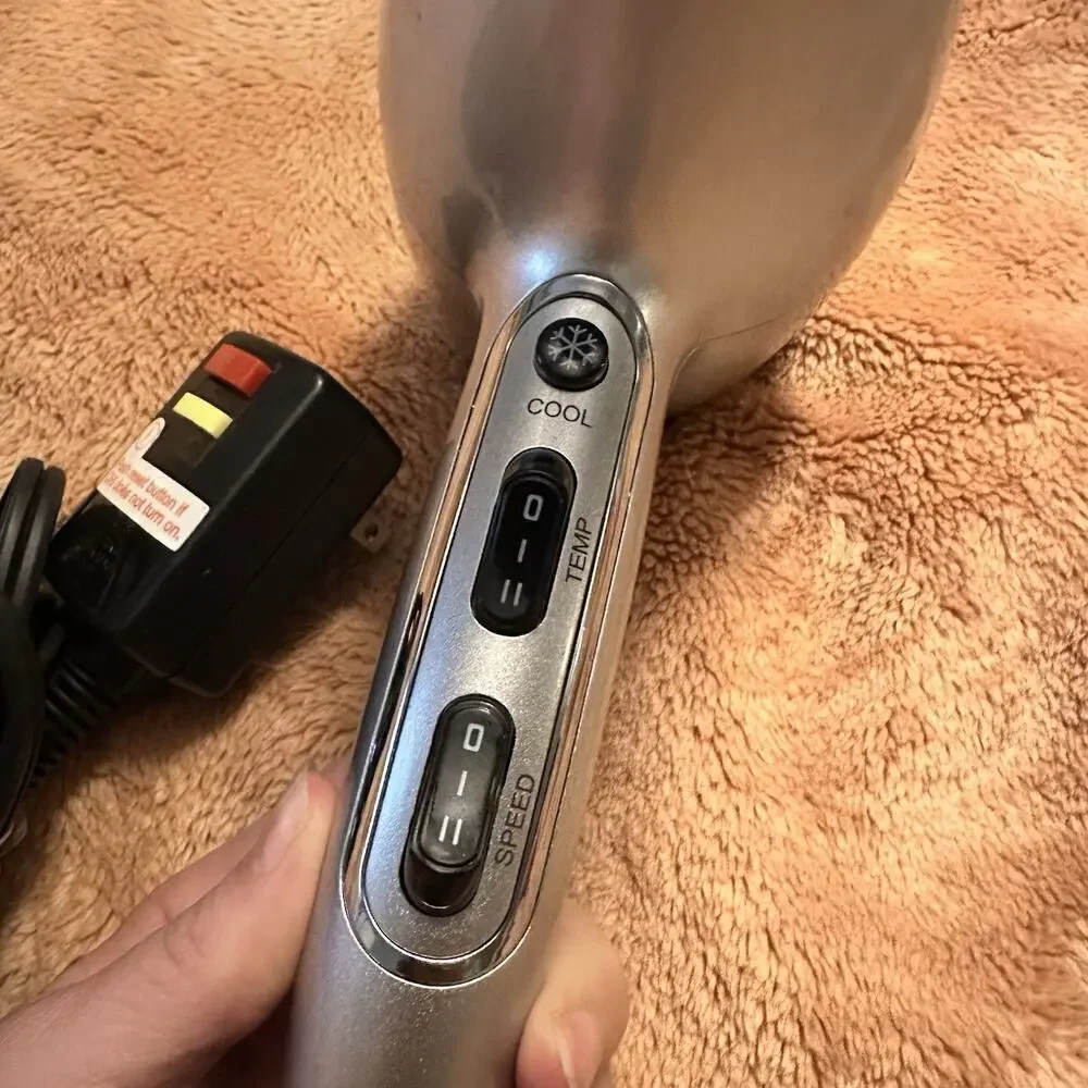Biosilk Blow Dryer Model GF8128 1875 Watt Titanium 2 Temp 2 Speed Cool Shot